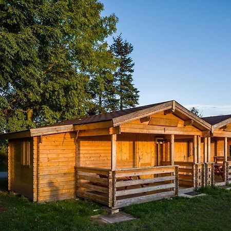 ליפטובסקי טרנוביץ' Mara Camping Cottages מראה חיצוני תמונה